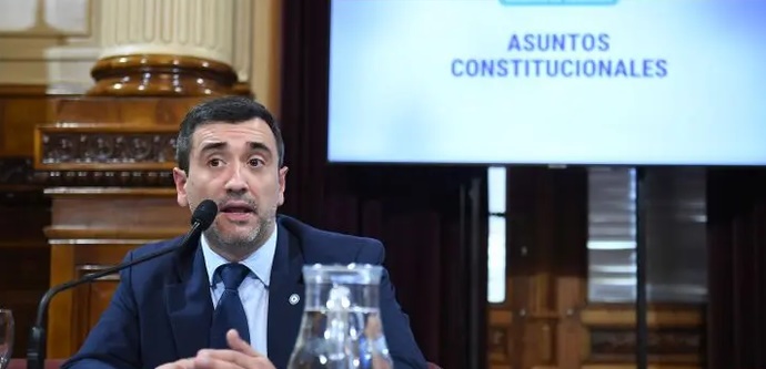 EL SENADO RETOMA EL DEBATE DE LA REFORMA ELECTORAL E INCORPORA EXPEDIENTES QUE MODIFICAN LAS PASO