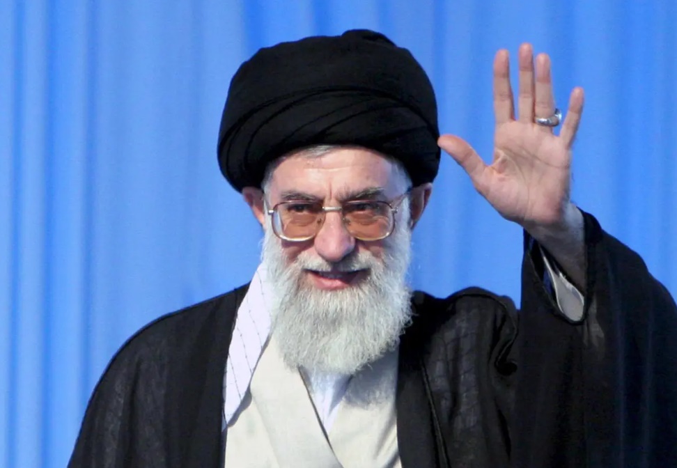 CONFIRMAN MUERTE DEL AYATOL&Aacute; ALI JAMENE&Iacute; EN AGRESI&Oacute;N MILITAR DE EE.UU. E ISRAEL