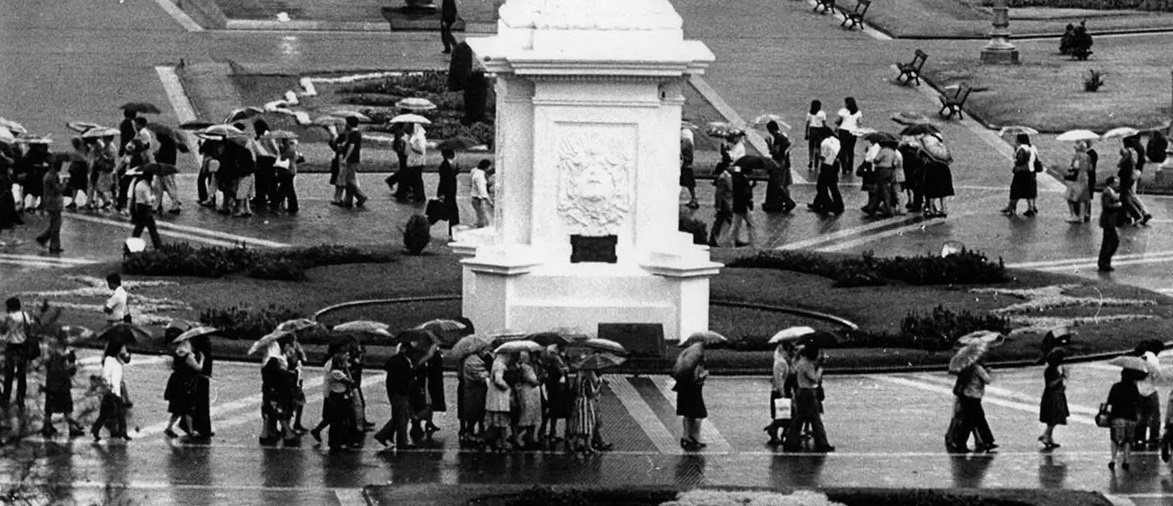 LA RONDA 2500 DE LAS MADRES, DE LA &Eacute;POCA DEL DESCONSUELO A LA &Eacute;PICA DE LA SALIDA COLECTIVA