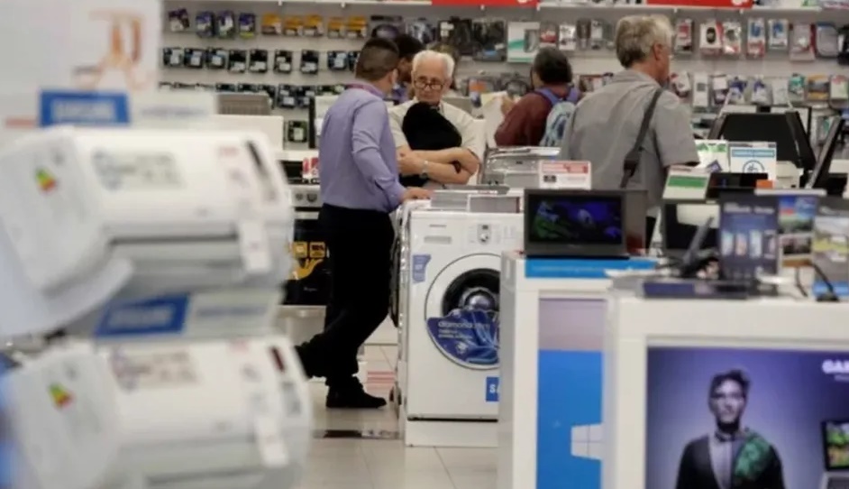 LAS VENTAS MINORISTAS PYME BAJARON 0,6% INTERANUAL EN MARZO