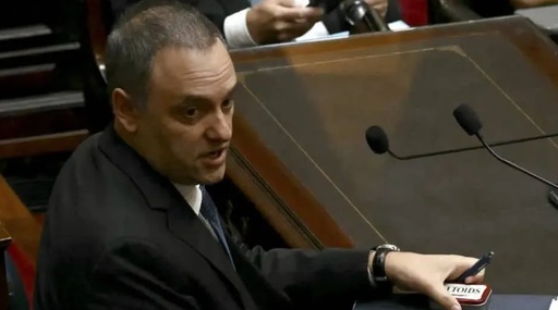 EL PRO SE ENCAMINA A VOTAR LA INTERPELACI&Oacute;N A MANUEL ADORNI
