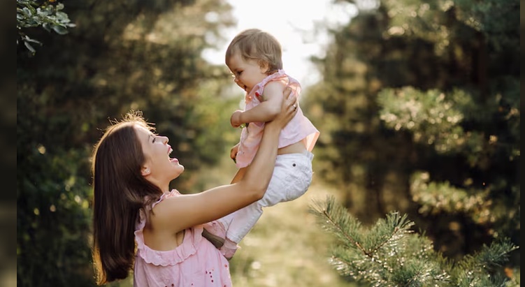 D&Iacute;A DE LA MADRE: TRANSFORMACIONES EN LA MANERA DE PENSAR LA FAMILIA