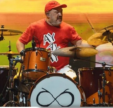 MURI&Oacute; EL BATERISTA DE LOS PIOJOS, MIENTRAS ENSAYABA EN UNA ESCUELA DE PERCUSI&Oacute;N