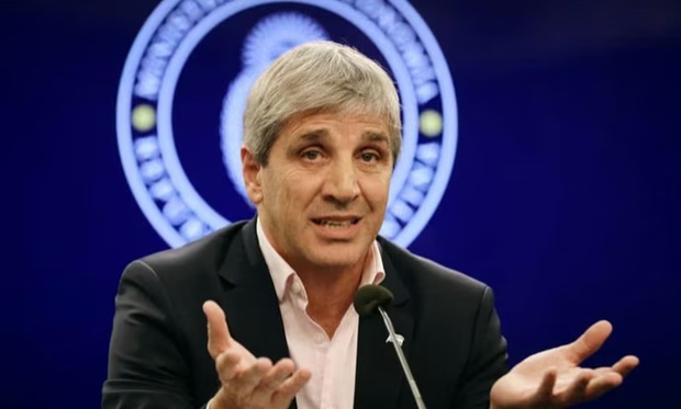 M&Aacute;S ROLLEAR, M&Aacute;S INTERESES : EL MINISTERIO DE ECONOM&Iacute;A BUSCA CANJEAR M&Aacute;S DE $5 BILLONES DE LETRAS ATADAS AL D&Oacute;LAR QUE VENCEN A FIN DE MES