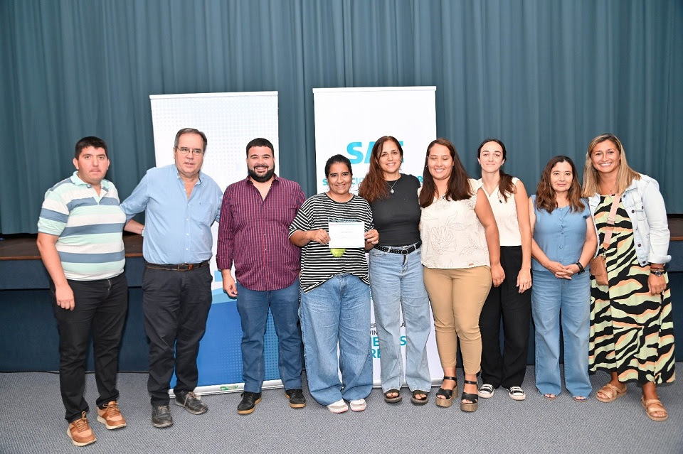 SAE: LA PROVINCIA YA CAPACIT&Oacute; A M&Aacute;S DE 23 MIL AUXILIARES DE COMEDORES ESCOLARES