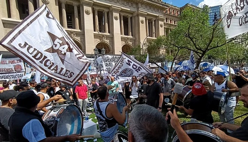 LOS JUDICIALES MARCHARON CONTRA EL TRASPASO DE LA JUSTICIA LABORAL A LA CIUDAD