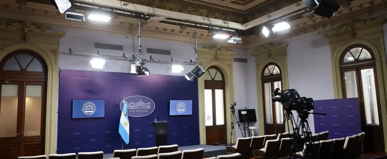 SALA DE PRENSA CERRADA LA MEJOR FORMA DE EVITAR PREGUNTAS
