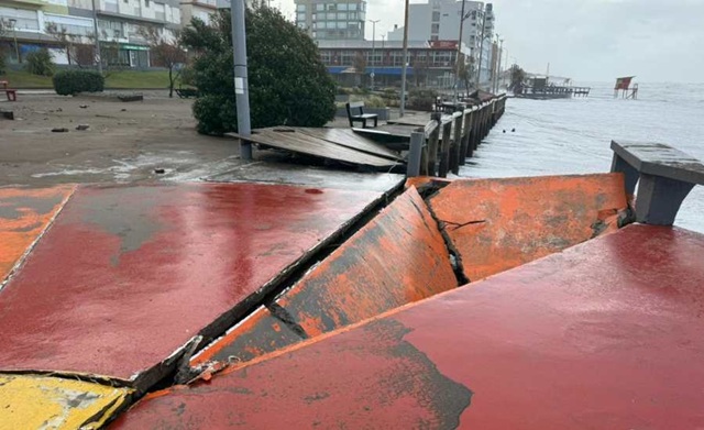 MONTE HERMOSO EVAL&Uacute;A LOS DA&Ntilde;OS TRAS LA CRECIDA DEL MAR EN EL SECTOR M&Aacute;S CASTIGADO