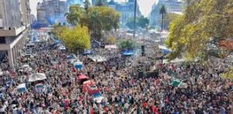 A 50 A&Ntilde;OS DEL GOLPE, MASIVA MARCHA EN TODO EL PA&Iacute;S