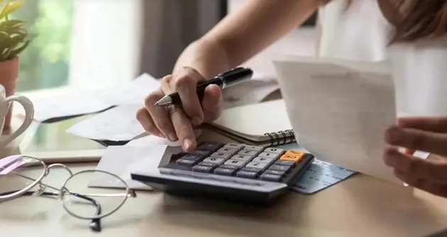 ASFIXIA Y COLAPSO EN HOGARES ARGENTINOS QUE TOMAN CR&Eacute;DITOS &ldquo;COMO INGRESOS COMPLEMENTARIOS&rdquo;