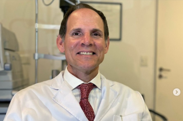 UN CENTRO OFTALMOL&Oacute;GICO ARGENTINO SUMA SU S&Eacute;PTIMO &laquo;&Oacute;SCAR DE LA RETINA&raquo;
