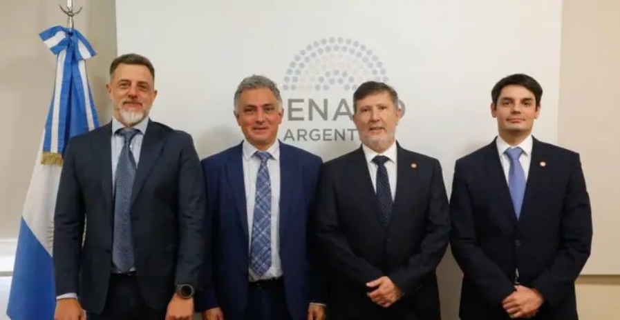 AUGUADRA EXPUSO EN LA BICAMERAL DE INTELIGENCIA SOBRE EL PLAN NACIONAL Y GASTOS RESERVADOS DE LA SIDE