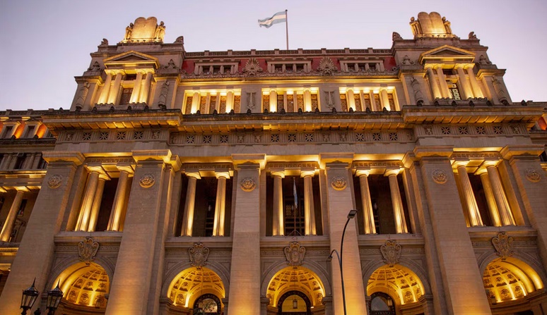 LA SELECCI&Oacute;N DE LOS JUECES DE LA CORTE PONE EN JUEGO LA DISPUTA POR EL PODER INSTITUCIONAL