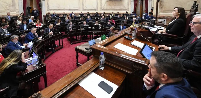 EL SENADO APROB&Oacute; LA REFORMA LABORAL CON 42 VOTOS AFIRMATIVOS