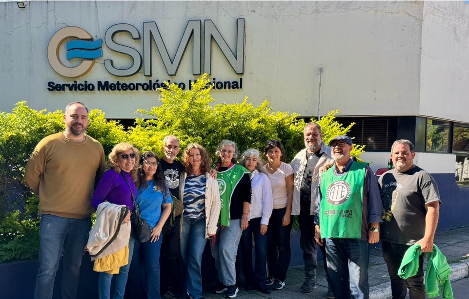 PARO DE ESTATALES EN EL SMN: ADVIERTEN POR POSIBLES DEMORAS EN LOS VUELOS