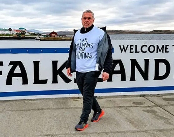 EDUARDO CANITROT VOLVI&Oacute; A MALVINAS  DESPU&Eacute;S DE 44 A&Ntilde;OS PARA CUMPLIR UNA PROMESA