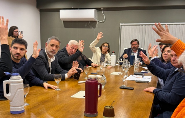 LA UCR BONAERENSE BUSCA RECUPERAR PROTAGONISMO: CANDIDATOS PROPIOS Y UN PLAN PARA 2027