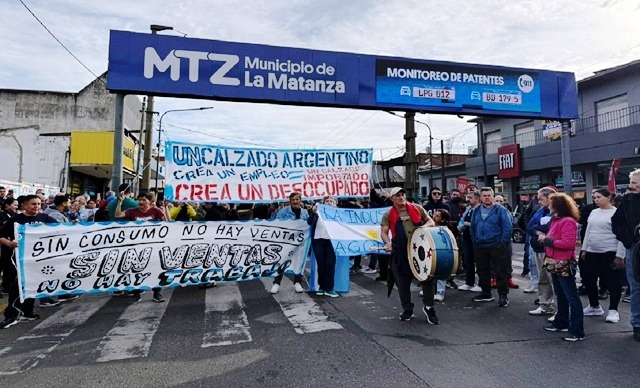 ADVERTENCIA AG&Oacute;NICA DE EMPRESARIOS Y TRABAJADORES DEL CALZADO EN LOMAS DEL MIRADOR: &laquo;ESTAMOS PERDIENDO TODO&raquo;