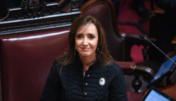 VILLARRUEL LANZ&Oacute; UN PROGRAMA DE DESENDEUDAMIENTO A TASA CERO PARA LOS EMPLEADOS DEL SENADO