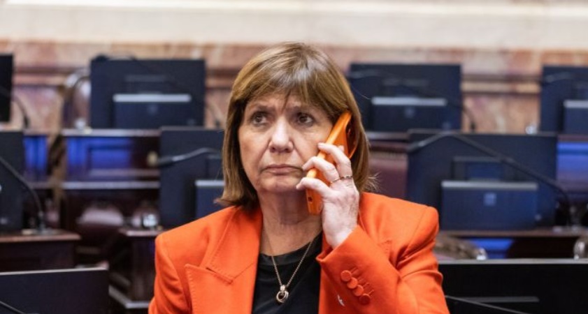BULLRICH PRESENT&Oacute; LA RENUNCIA A LA JEFATURA DE BLOQUE Y MILEI NO SE LA ACEPT&Oacute;