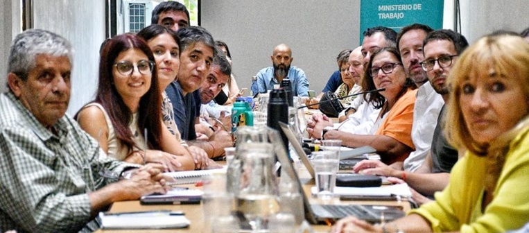 EL GOBERNADOR AXEL KICILLOF LOGR&Oacute; QUE ATE ACEPTARA SU NUEVA OFERTA SALARIAL