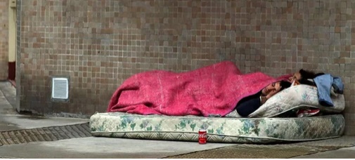 LA UCA ALERTA DE QUE LA BAJA DE LA POBREZA ES UNA &ldquo;FICCI&Oacute;N&rdquo; QUE NO LLEGA AL BOLSILLO