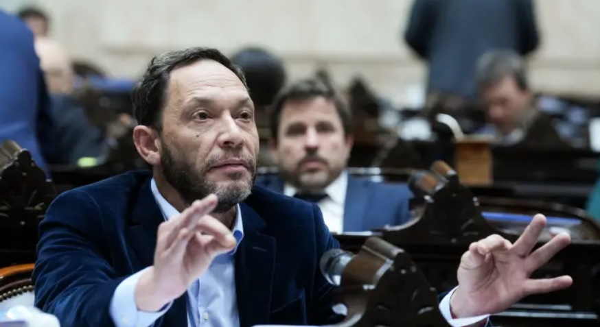 &ldquo;ADORNI, EL DIBUJANTE&rdquo;, FERRARO CUESTION&Oacute; LA DEMORA DE LA PRESENTACI&Oacute;N DE LA DD.JJ.