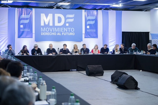 KICILLOF NO DESCARTA UNA PASO CONTRA EL KIRCHNERISMO Y PLANTEA PARA 2027 &laquo;ARGENTINA O TRUMP&raquo;