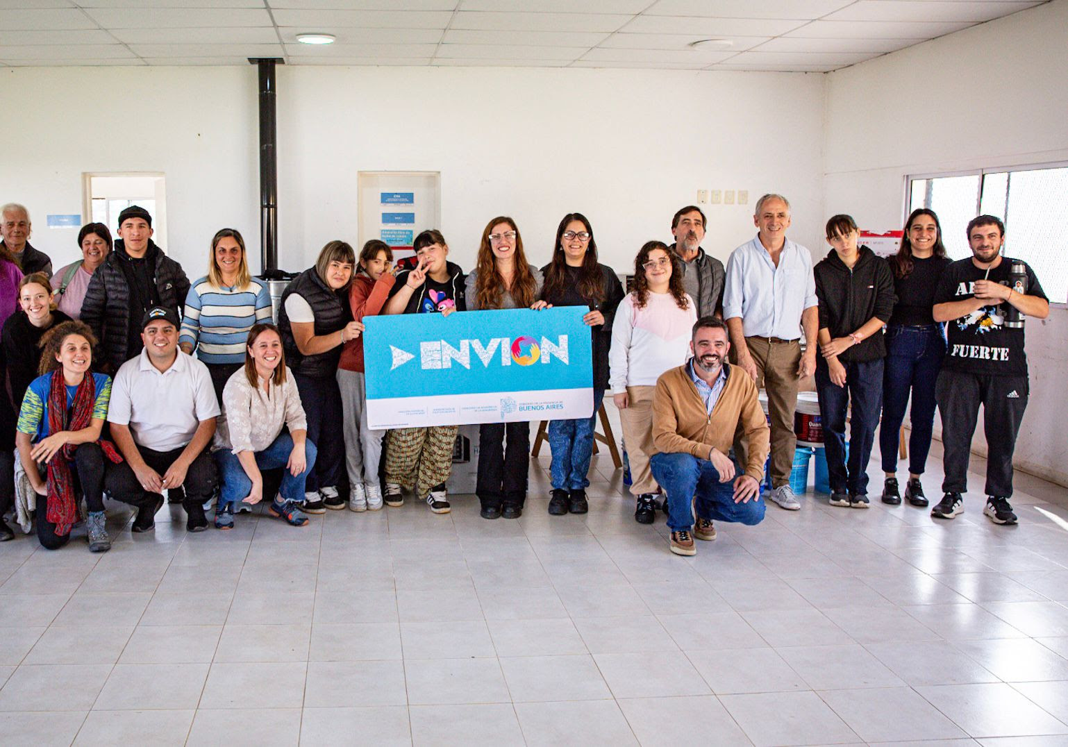 ENVI&Oacute;N BRINDA HERRAMIENTAS Y ACOMPA&Ntilde;AMIENTO A M&Aacute;S DE 78 MIL J&Oacute;VENES BONAERENSES